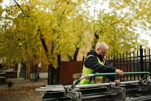imgi_15_advantage-gutter-guard-installation.jpg.webp